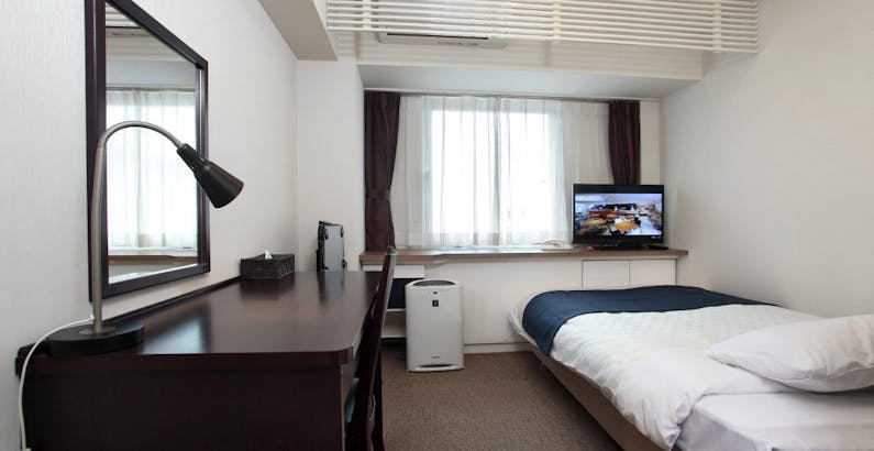 上層階指定コンフォートシングル これで安心 お土産代行プラン 人気no 1のお土産 ぴーかんなっつ 付きプラン ホテルプラザオーサカ 一休 Comビジネス