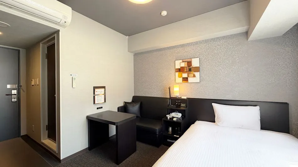 Hotel Route-Inn Grand Ota Ekimae