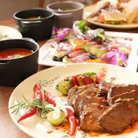 特選石垣牛やアグー豚 多種類の地中海料理