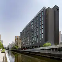 ホテル外観(運河側)