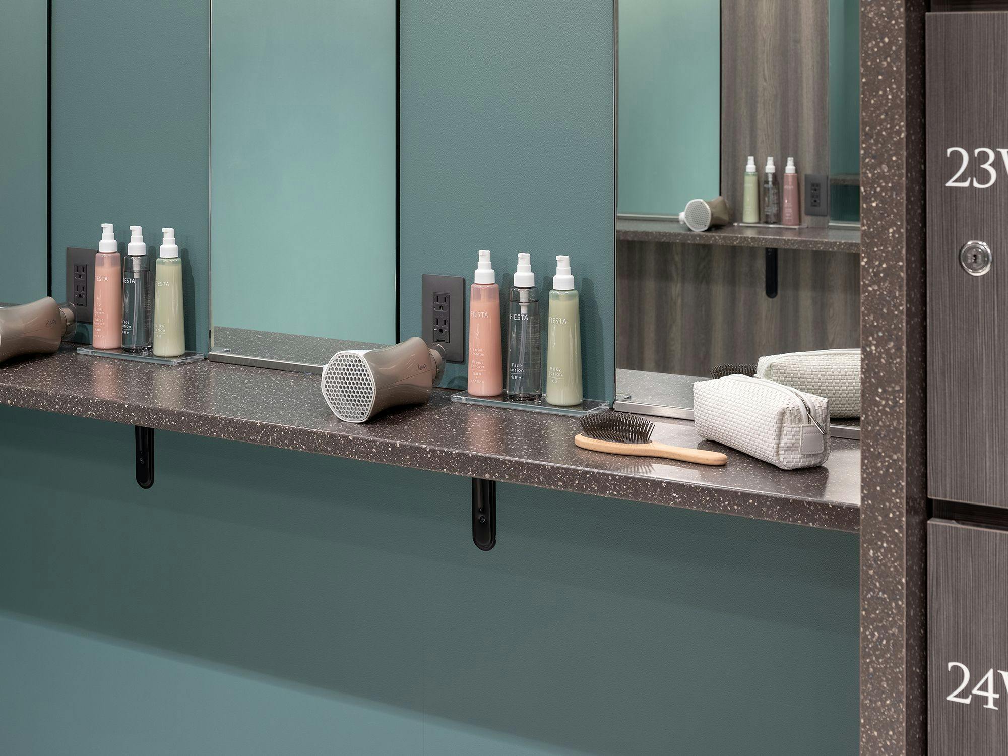 【パウダーコーナー】