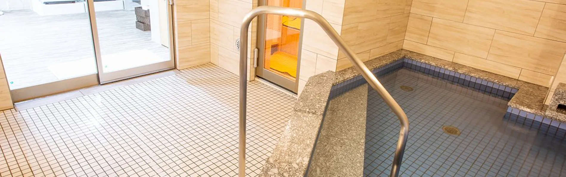 くれたけインプレミアム大垣駅前