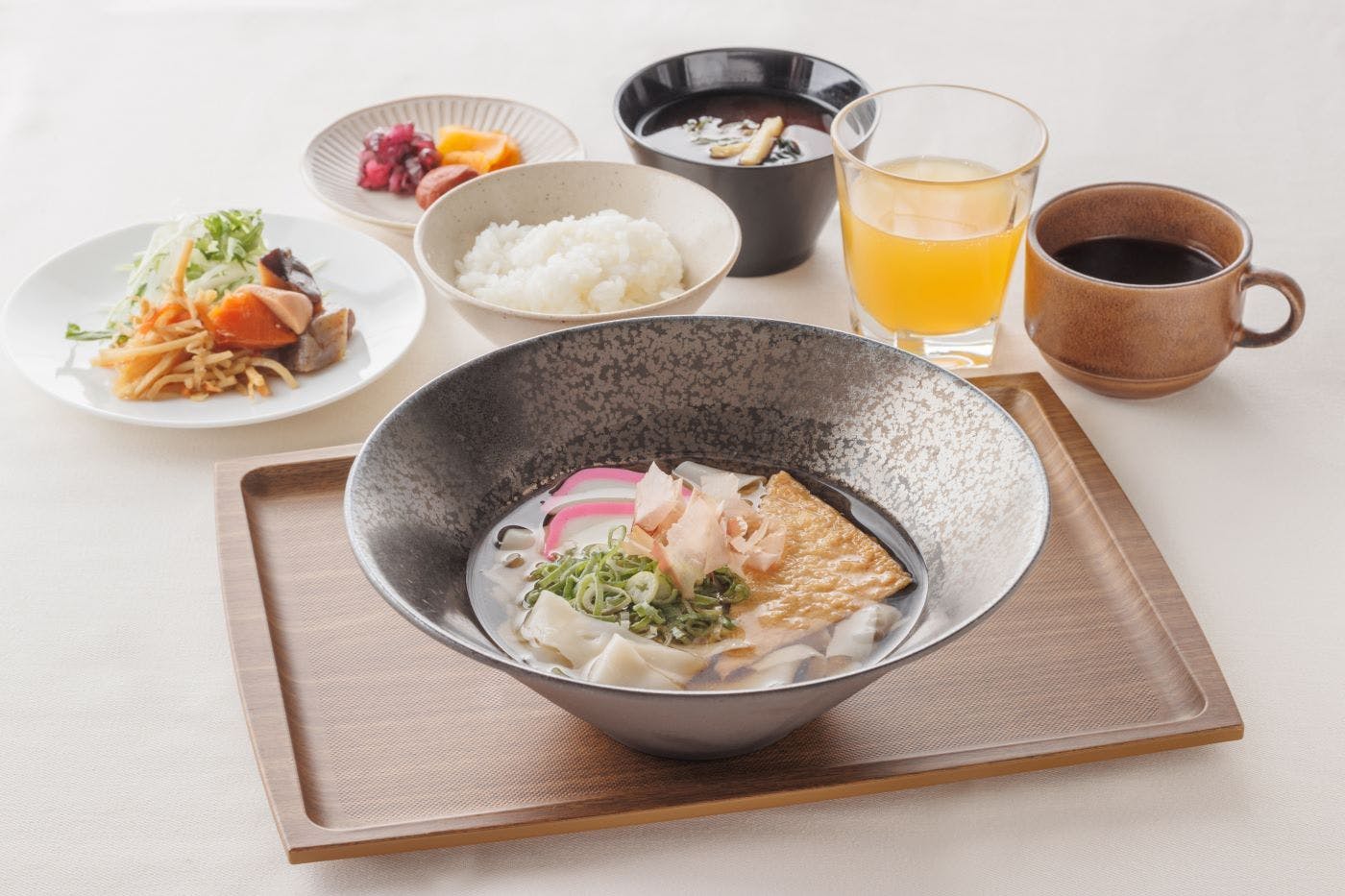 JR西日本グループ ヴィアイン名古屋新幹線口