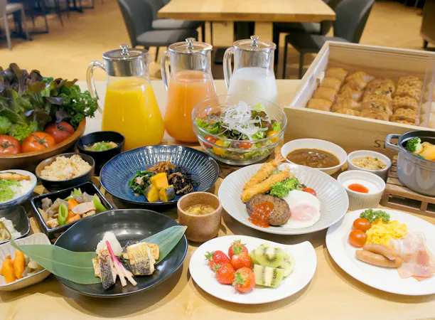 朝食ビュッフェ