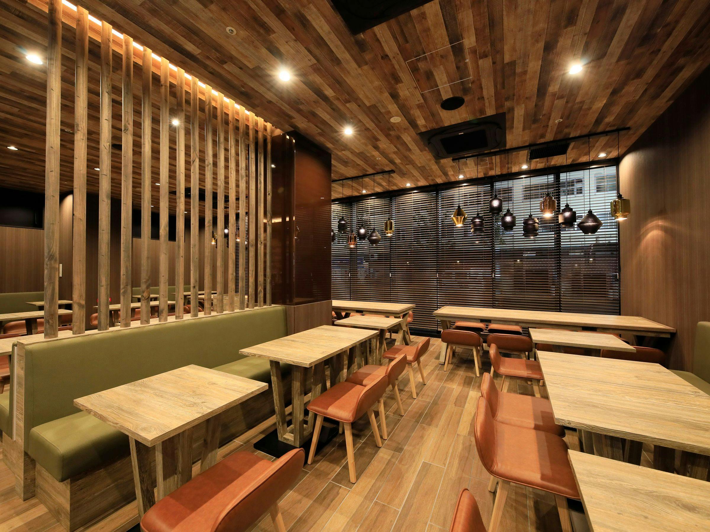 レストラン / Restaurant