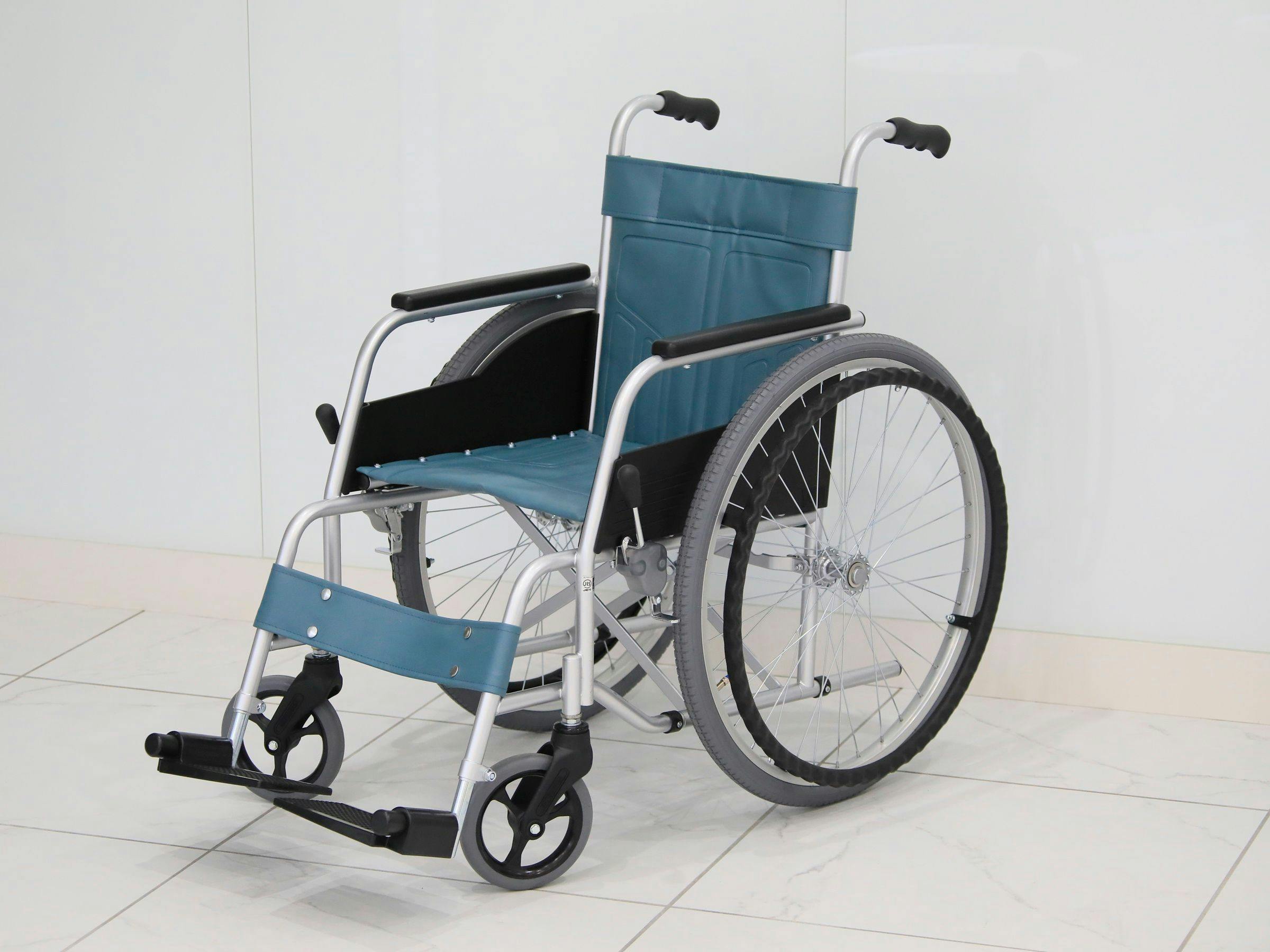 車いす / Wheelchair