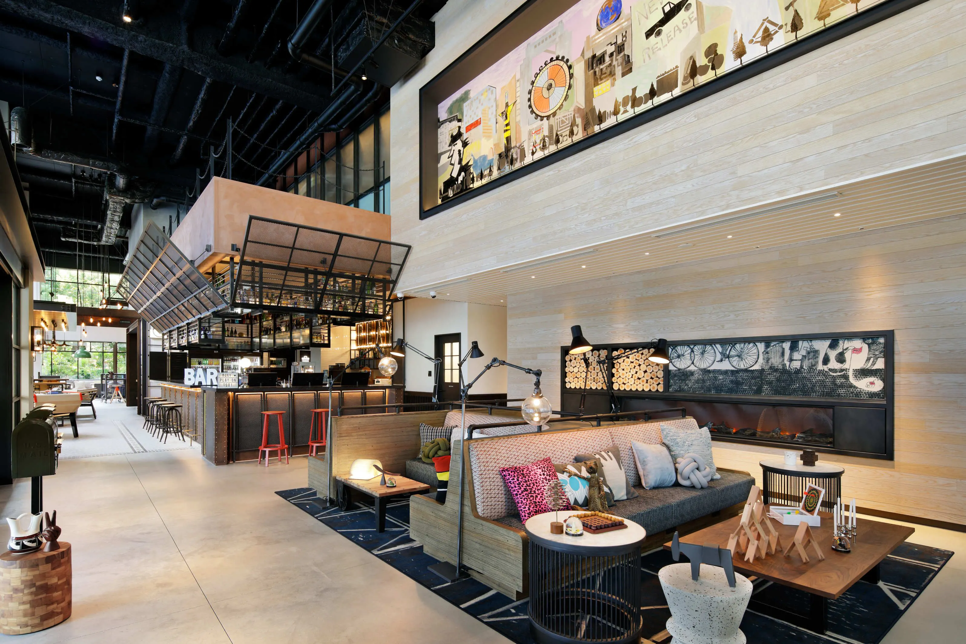Bar Moxy
