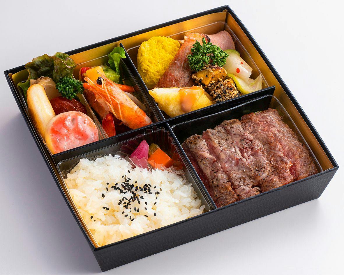 【国産牛ステーキ弁当＆朝食付】夕食はお部屋でゆっくりステーキ弁当、朝食はスカイラウンジでどうぞ！