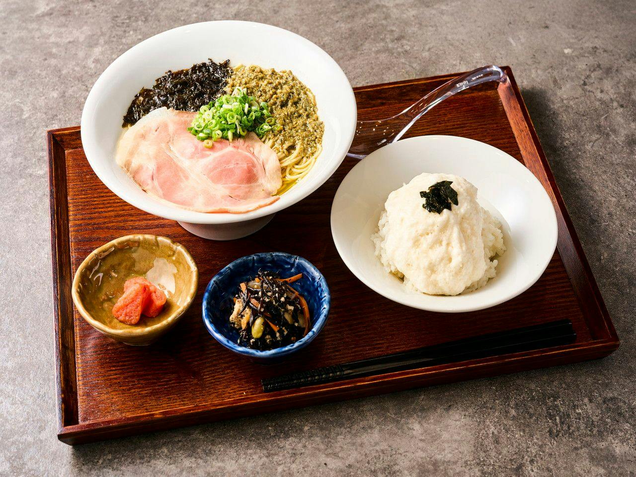 【朝食付き】牡蠣塩ラーメンとしらす丼・とろろご飯から選べるセットメニュー！