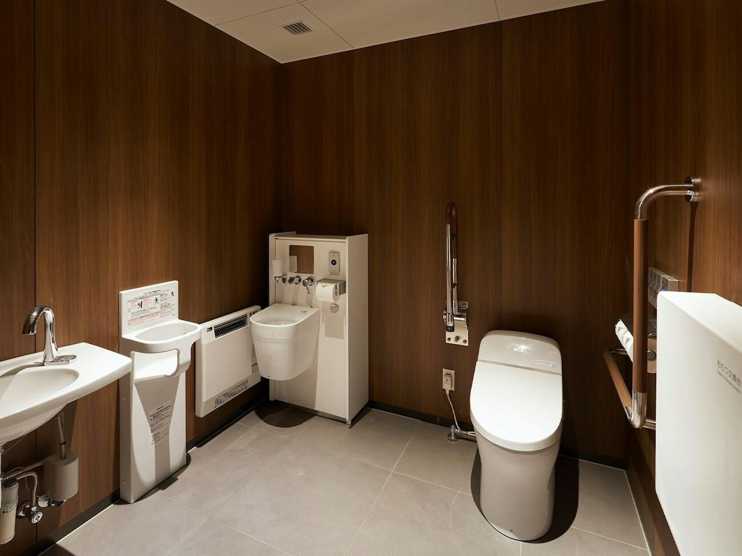 【札幌グランベルホテル】共用トイレ