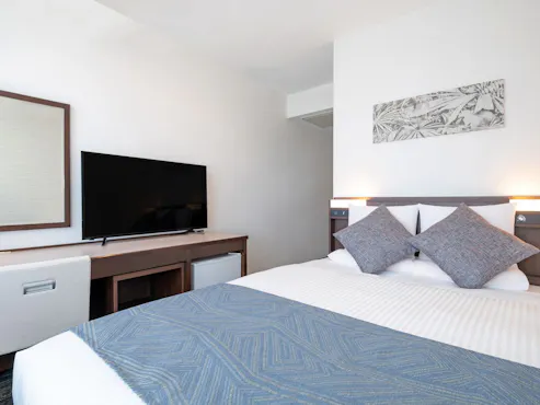 Kamar Double Standar