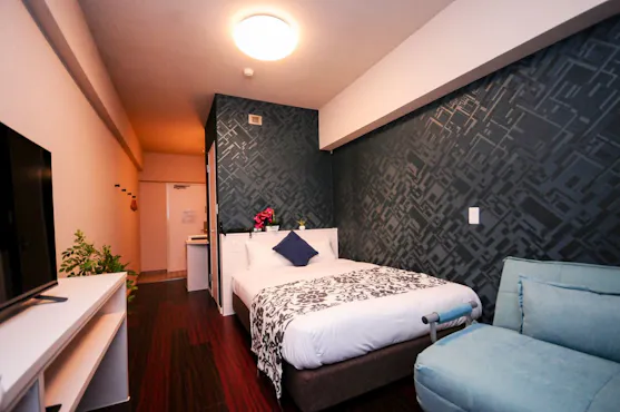 23平方米 / 1張雙人床 (140公分)