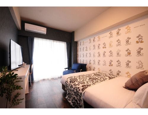 23平米/ダブルベッド1台(140cm×20