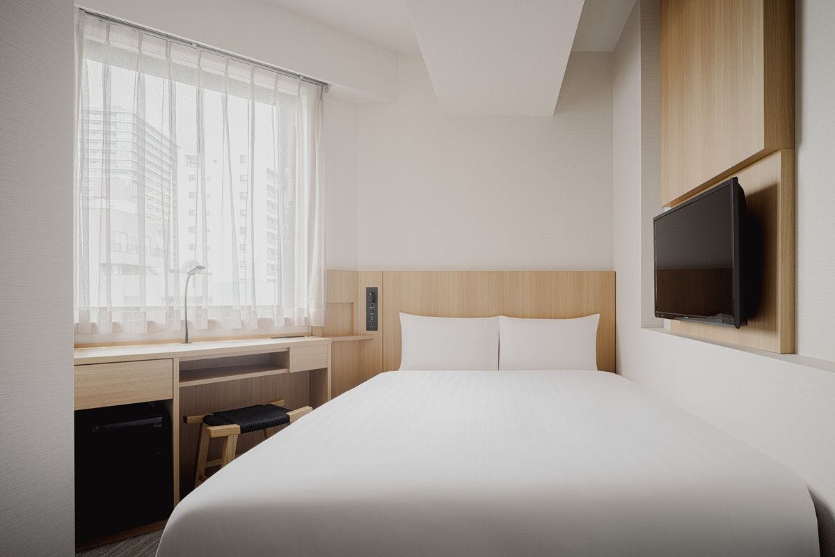 【禁煙】ダブル（12平米/ベッド幅140cm）