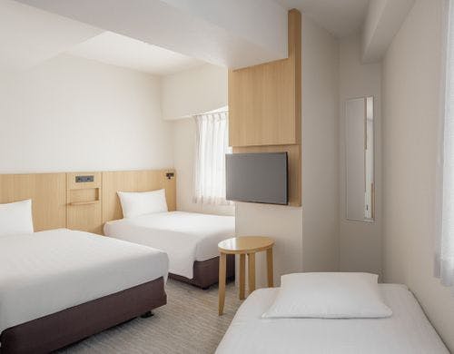 【禁煙】ユニバーサル（24平米/定員3名）