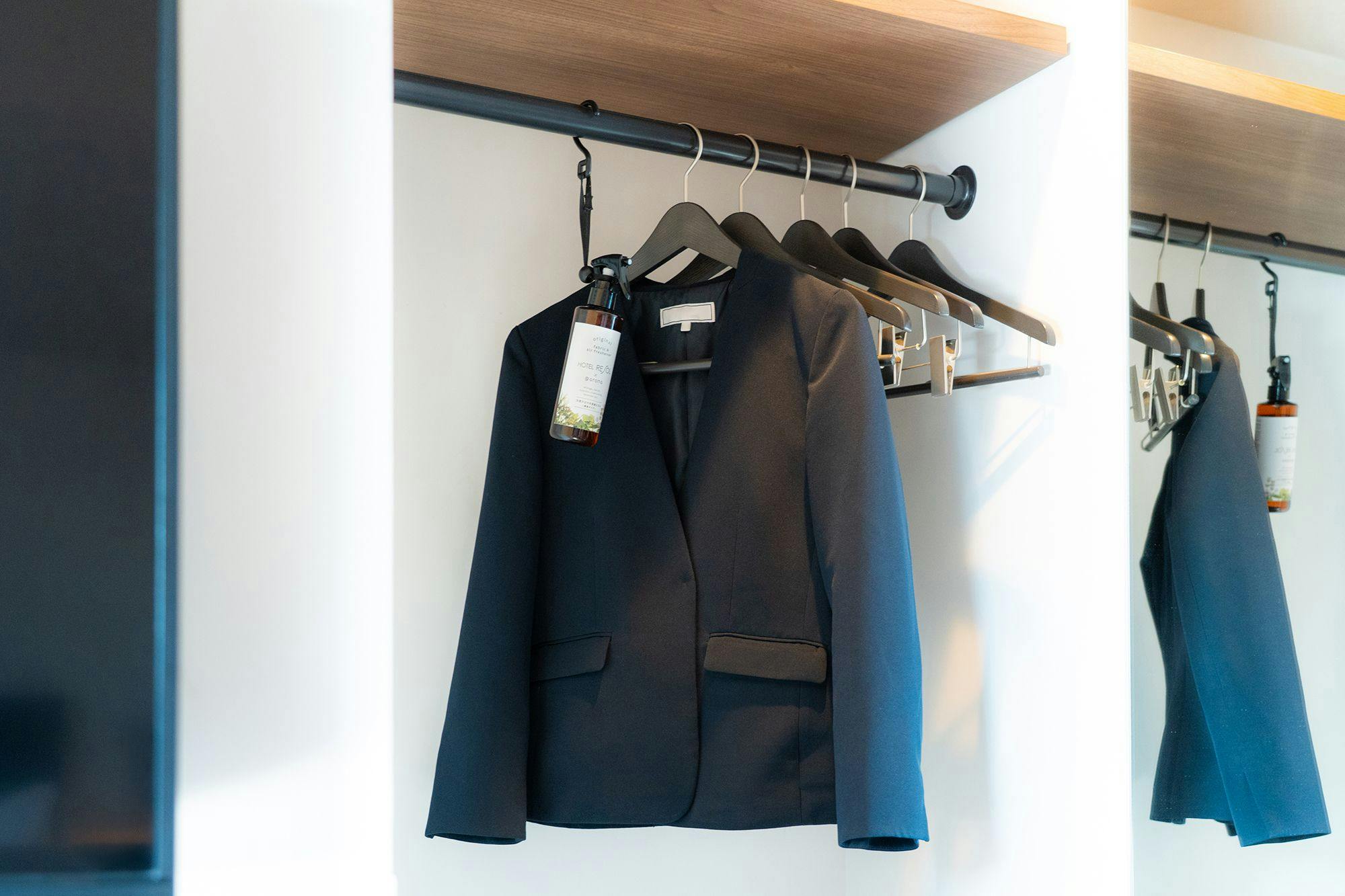 รูปภาพไม้แขวนเสื้อ