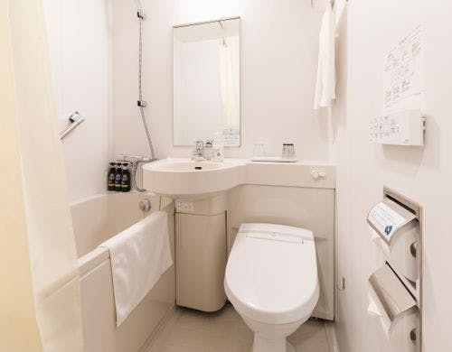 ダブルルーム　ユニットバス