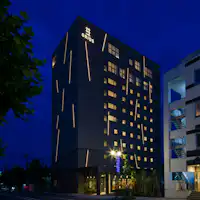 【ホテル外観】全景_夜