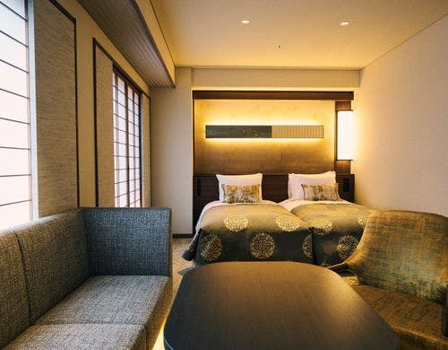 ユニバーサルツイン