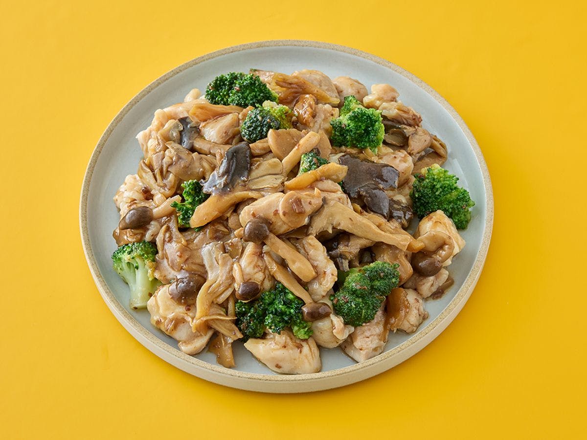 四種菇類與雞肉松露醬