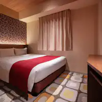 สแตนดาร์ดดับเบิล / 13 ตร.ม. / ความกว้างเตียง 140 ซม.