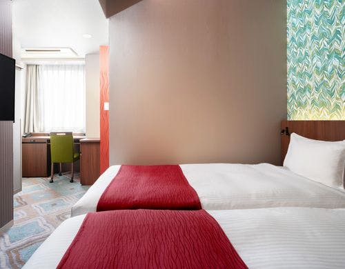 ハリウッドツイン／17平米／ベッド幅110