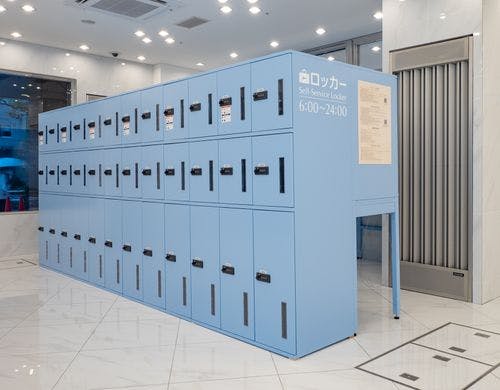 セルフロッカー（67台_宿泊者専用無料）