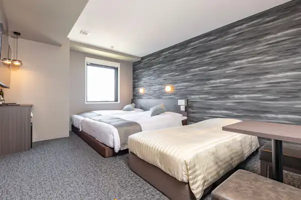 โซฟาสามารถปรับเป็นเตียงได้ตามจำนวนคน♪