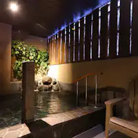 ■อ่างน้ำร้อนกลางแจ้ง (อุณหภูมิน้ำ: 41~43℃)