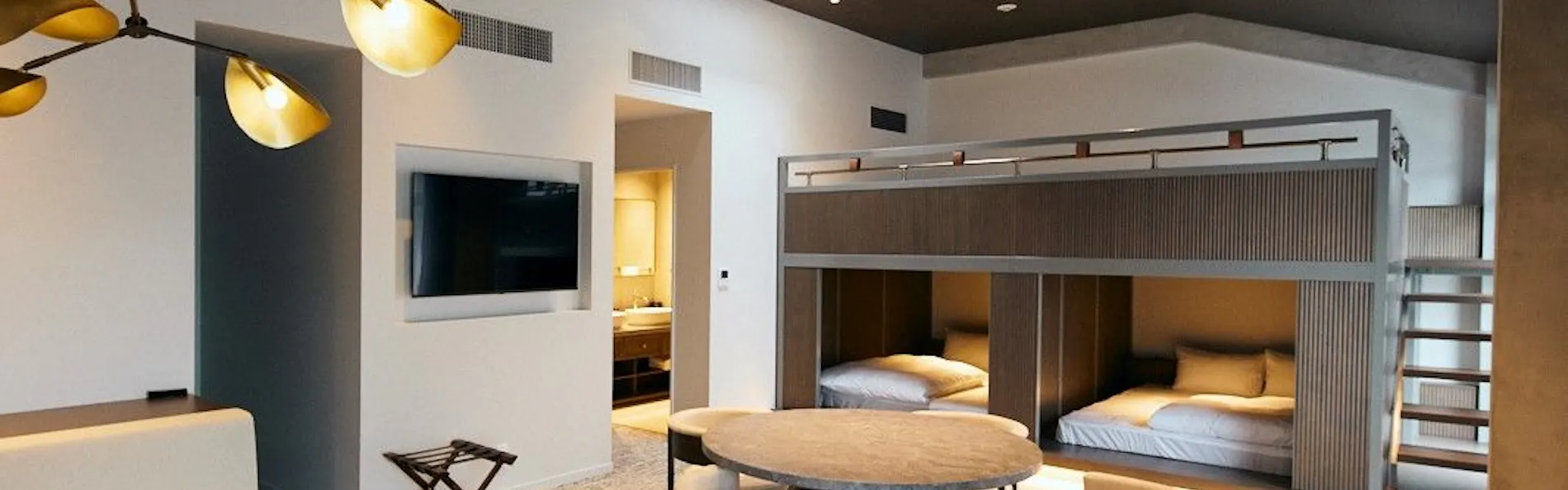 TRAN.SCENDER HOTEL Yokohama