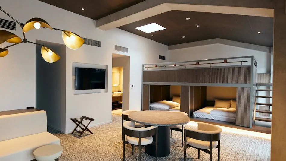 TRAN.SCENDER HOTEL Yokohama
