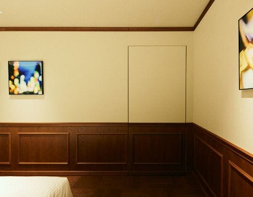 THE HOUSE｜壁の向こうには…