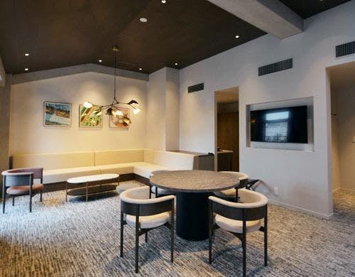 ロフトスイート｜リビングスペース