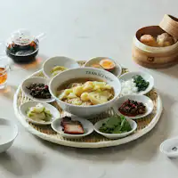 朝食|海老ワンタン麺/副菜/杏仁豆腐/中国茶