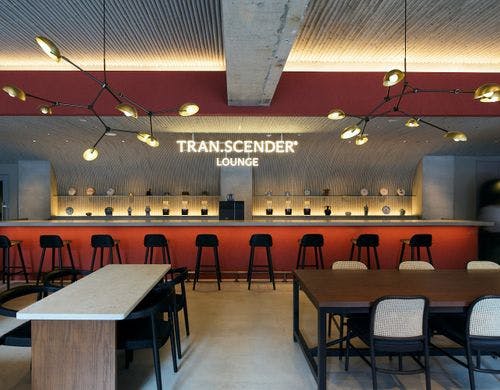 ラウンジ｜7:00～23:00（L.O. 22:30）