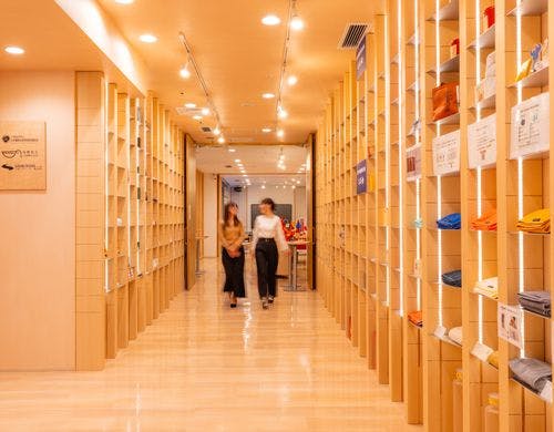 朝食会場“錦鯉”店内