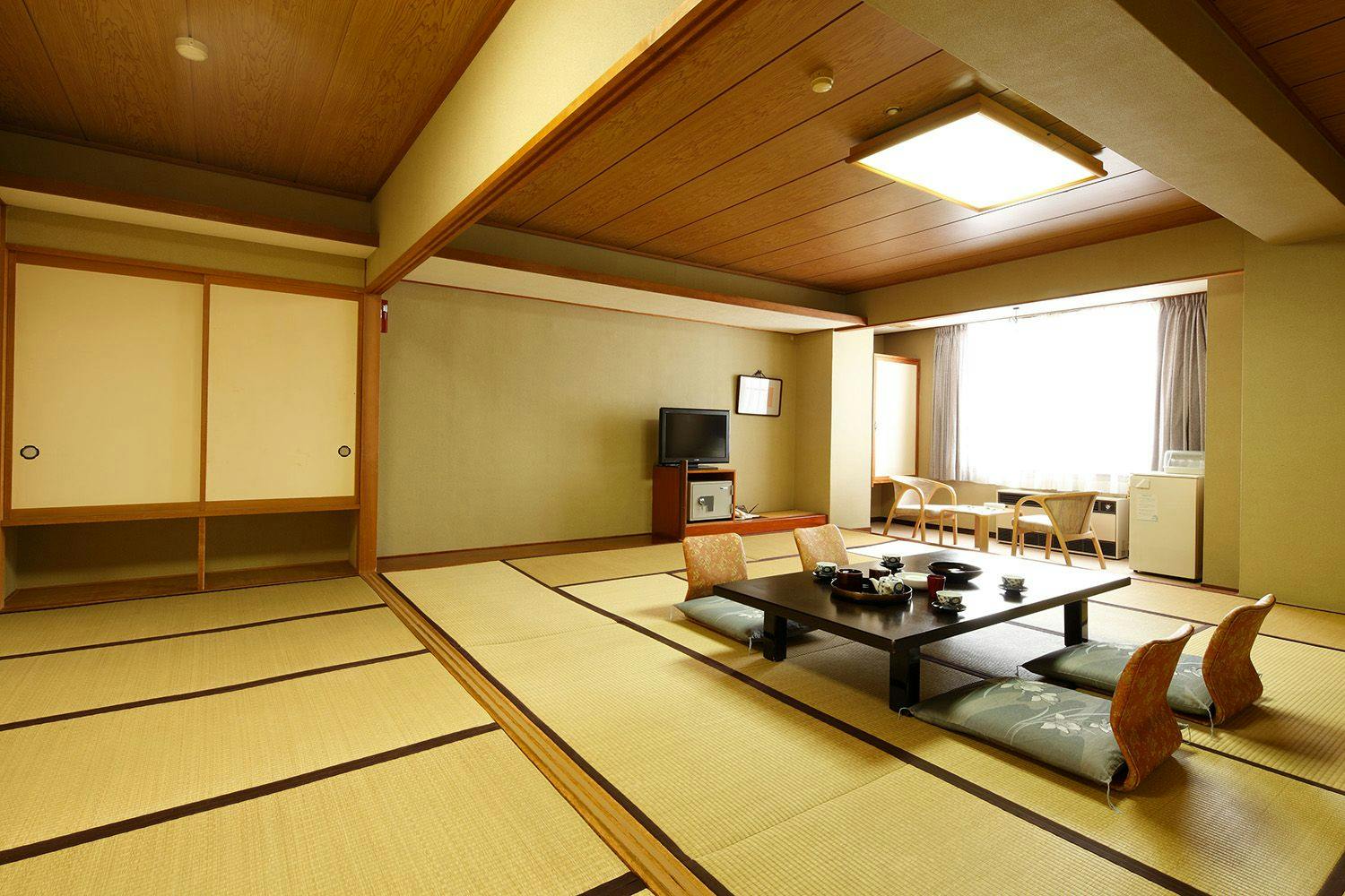 Kusatsu Onsen Joyful Inn Takamatsu