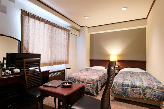 Kamar Gaya Barat Twin