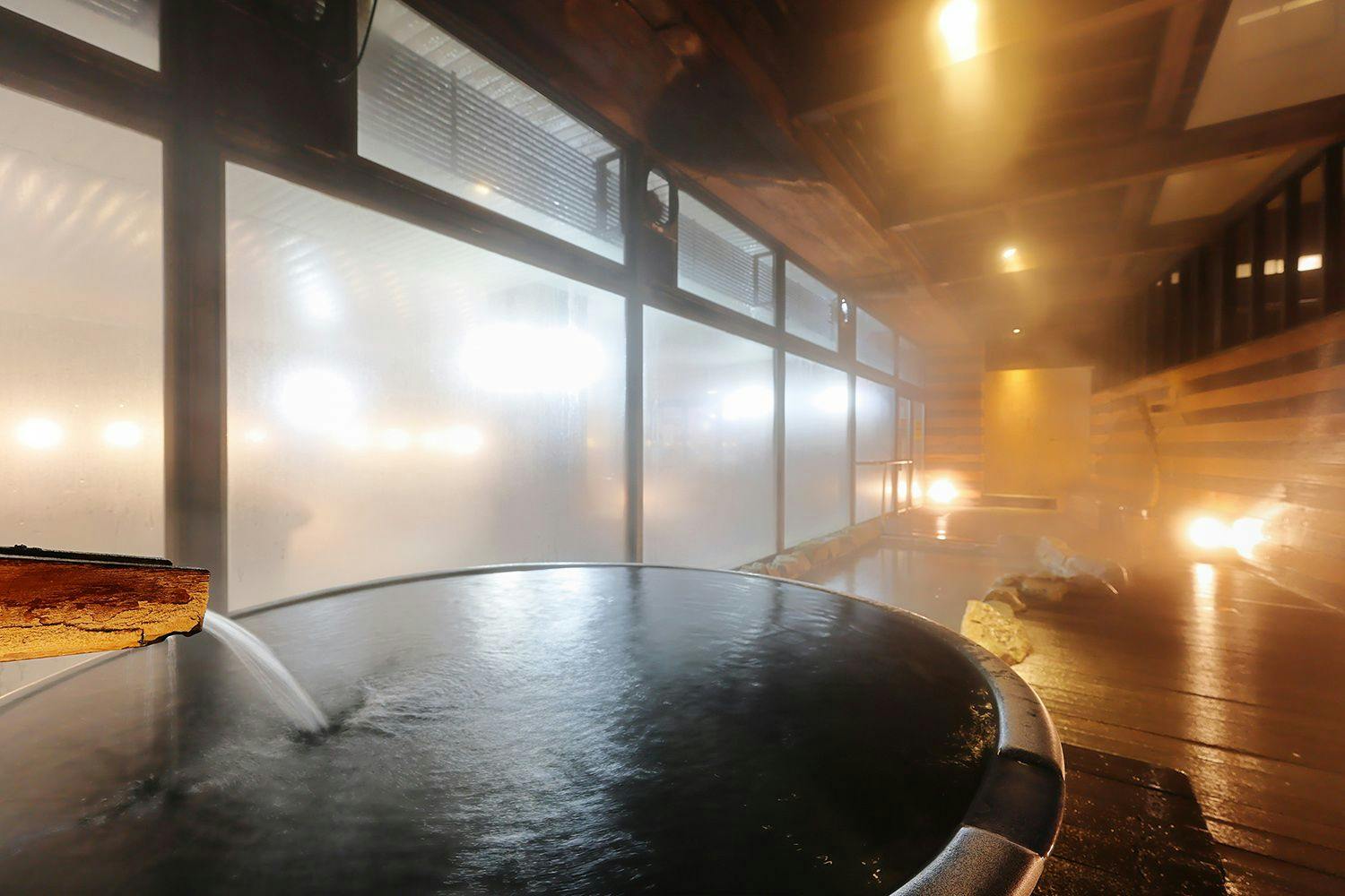 Pemandian terbuka 'Izumi'