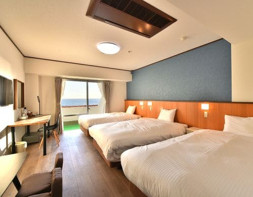 【海側】スーペリア（1～3名）ベッド3台