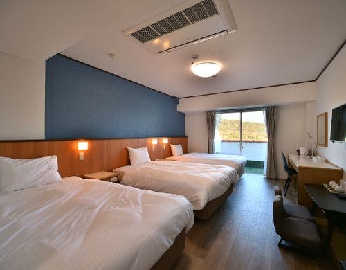 【山側】4Fスーペリア（1～3名）ベッド3台