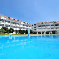 ภายนอกและสระว่ายน้ำ