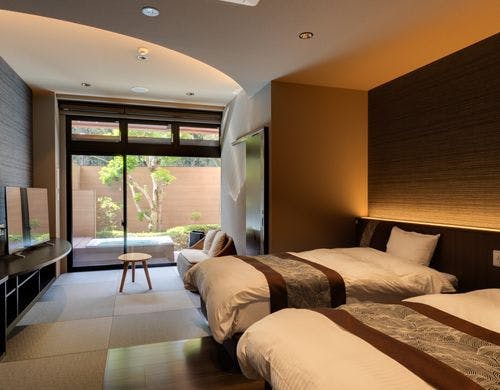 露天風呂付和モダン和洋室の客室露天♪