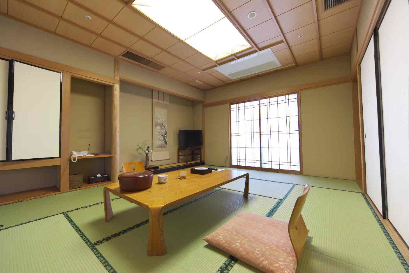 Hotel Shirasagi