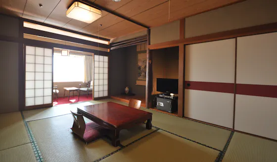 อาคารทิศใต้ ห้องพักสไตล์ญี่ปุ่น