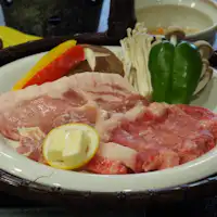 ตัวอย่างแผนเนื้อชินชูสามชนิด (เนื้อวัว หมู ไก่)