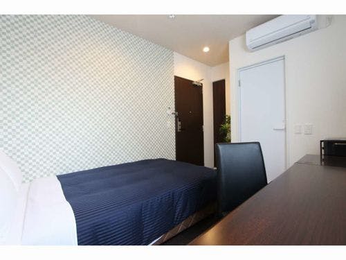 シングルルーム 全室セミダブルベッド