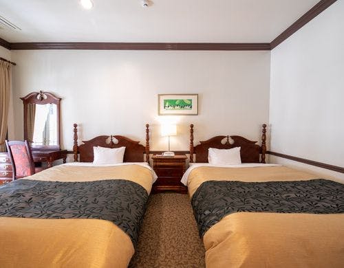 【デラックスツイン】