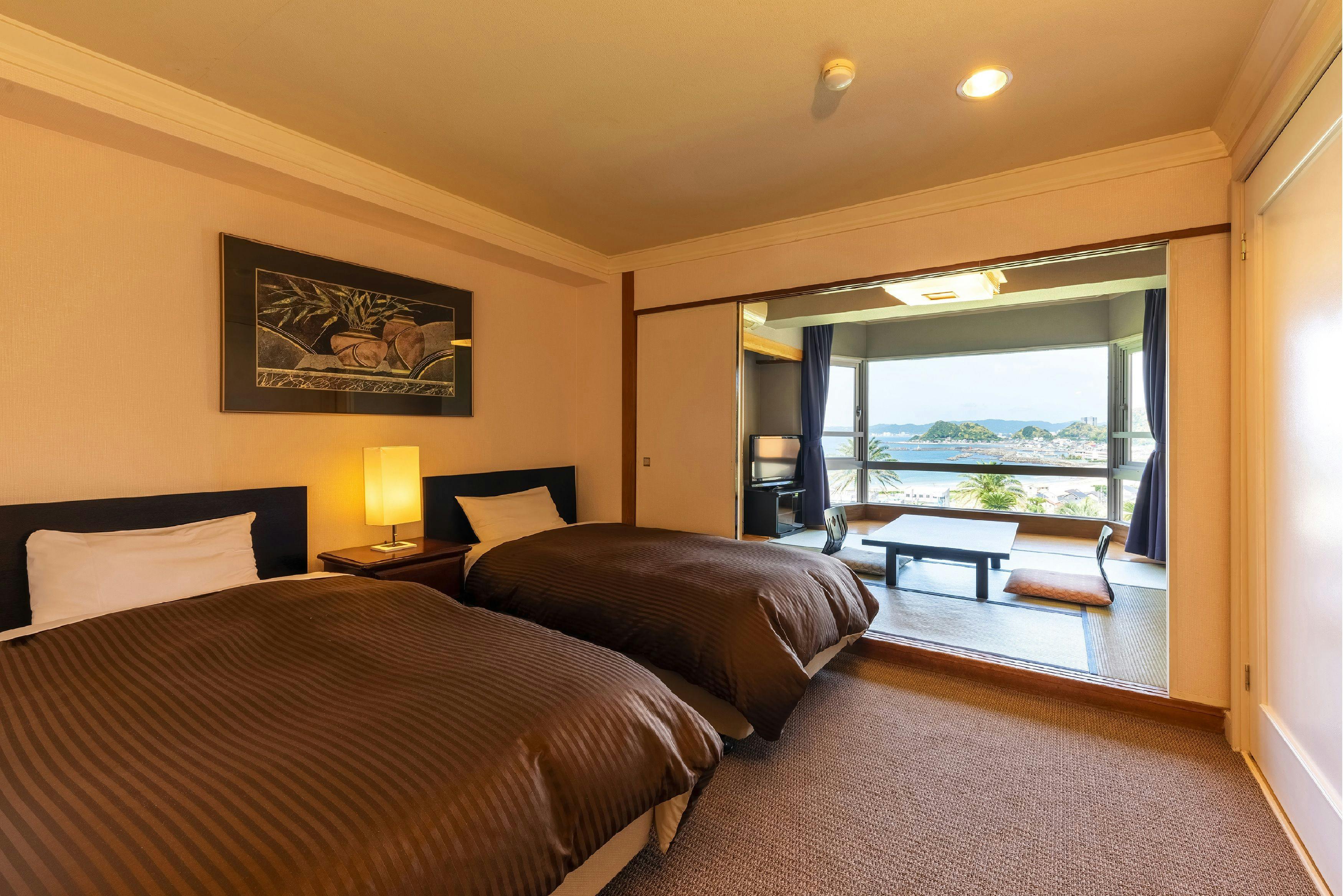 Kamogawa Hills Resort Hotel