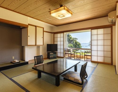 本館和室（１０畳）の一例